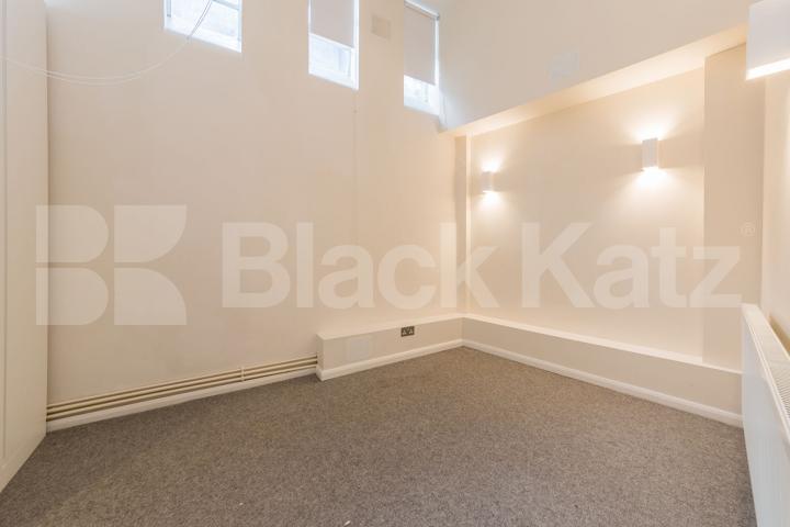 One bedroom warehouse apartment offering loft style features Eagle House, Eagle Wharf Road  , Angel / Shoreditch / Old Street